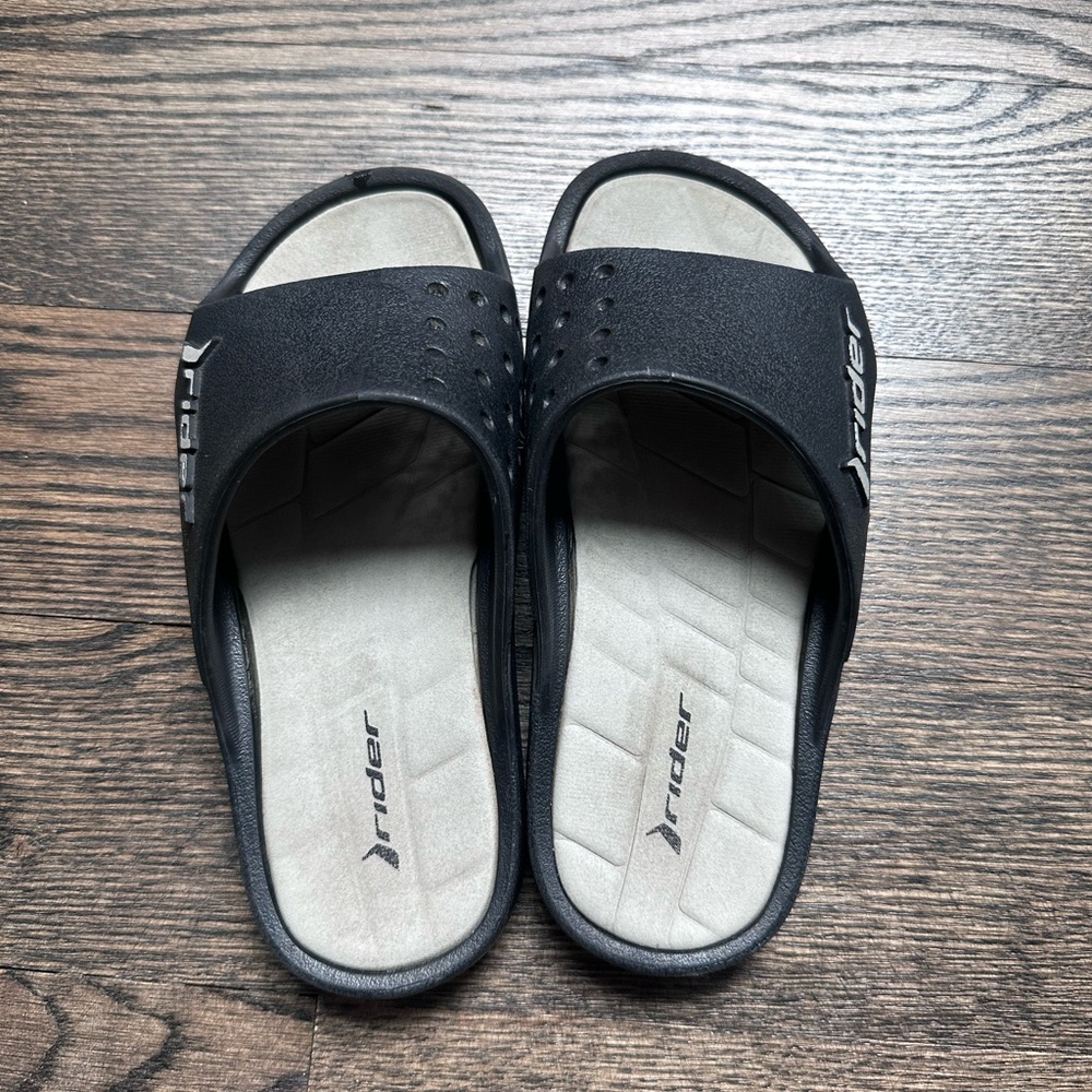 Rider Slides Little Boys Size 13